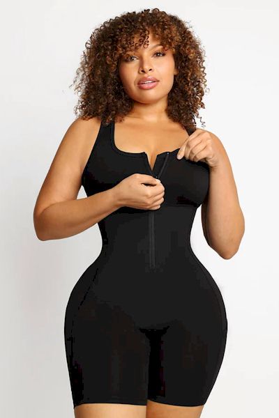 Load image into Gallery viewer, FIRM SUPPORT - FlexiSport Seamless Body Shaper for Dynamic Movement
