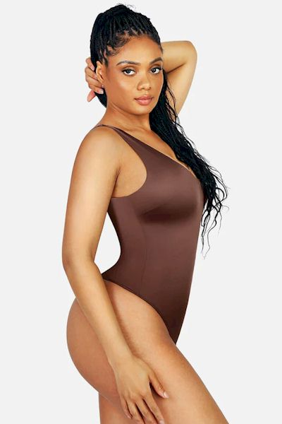 Sculpted Confidence: Deep V-Neck Butt Lifting Shapewear Thong